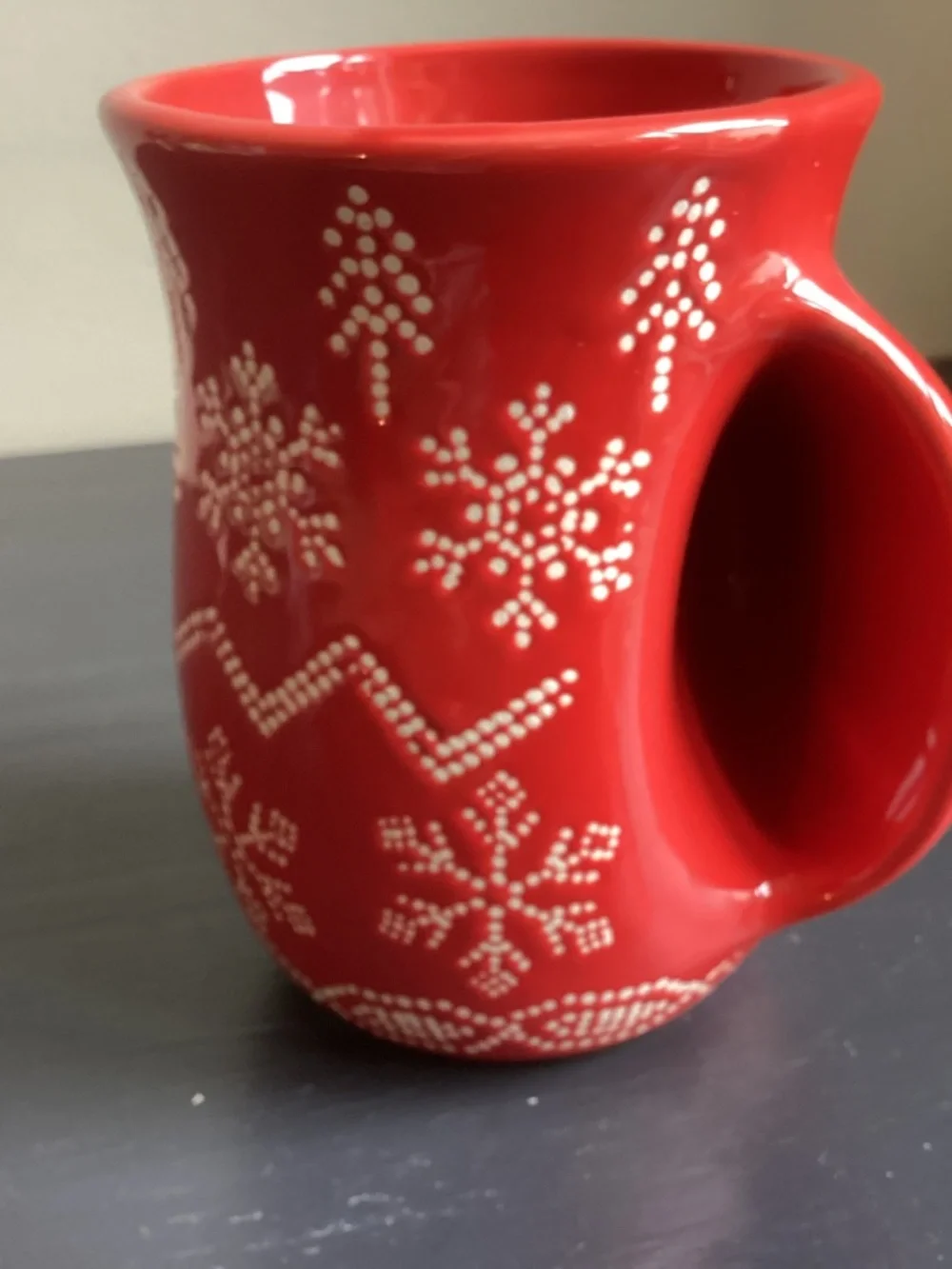 TAG Ceramic Handwarmer Coffee Mug Red n White Embossed Snowflake 18oz